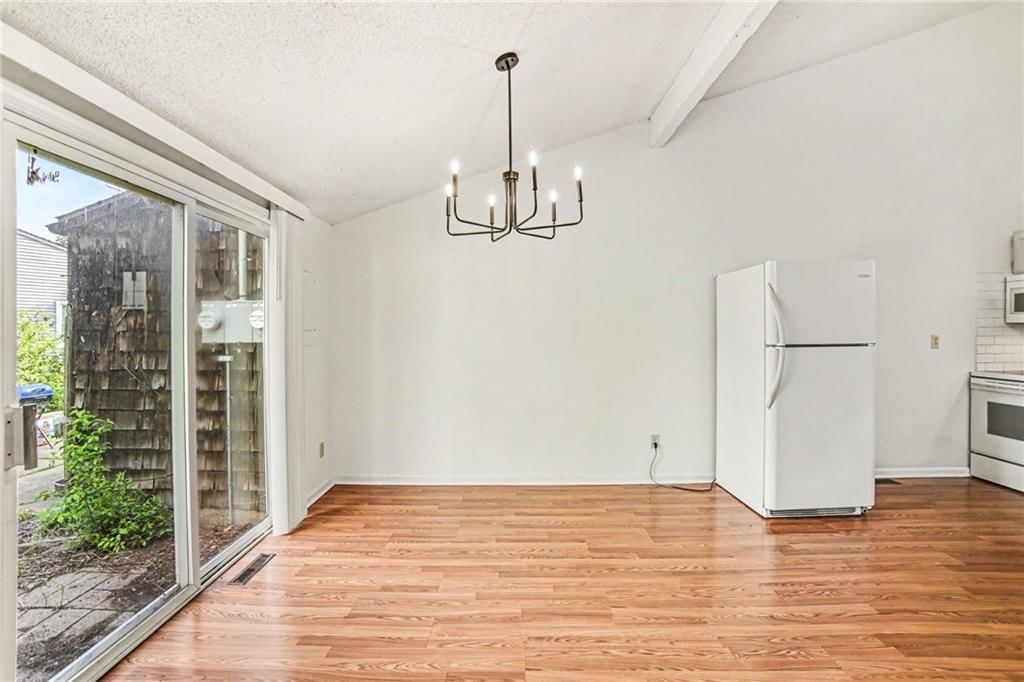 11204-11206 College Avenue — photo 10