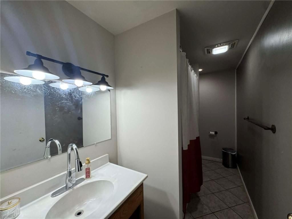 2426 S 18th Street — photo 9