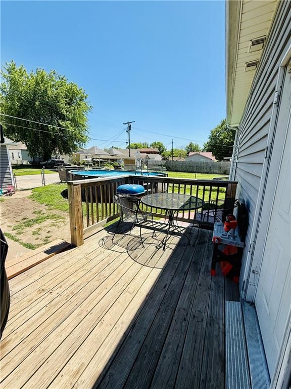 6011 Mead Street — photo 26