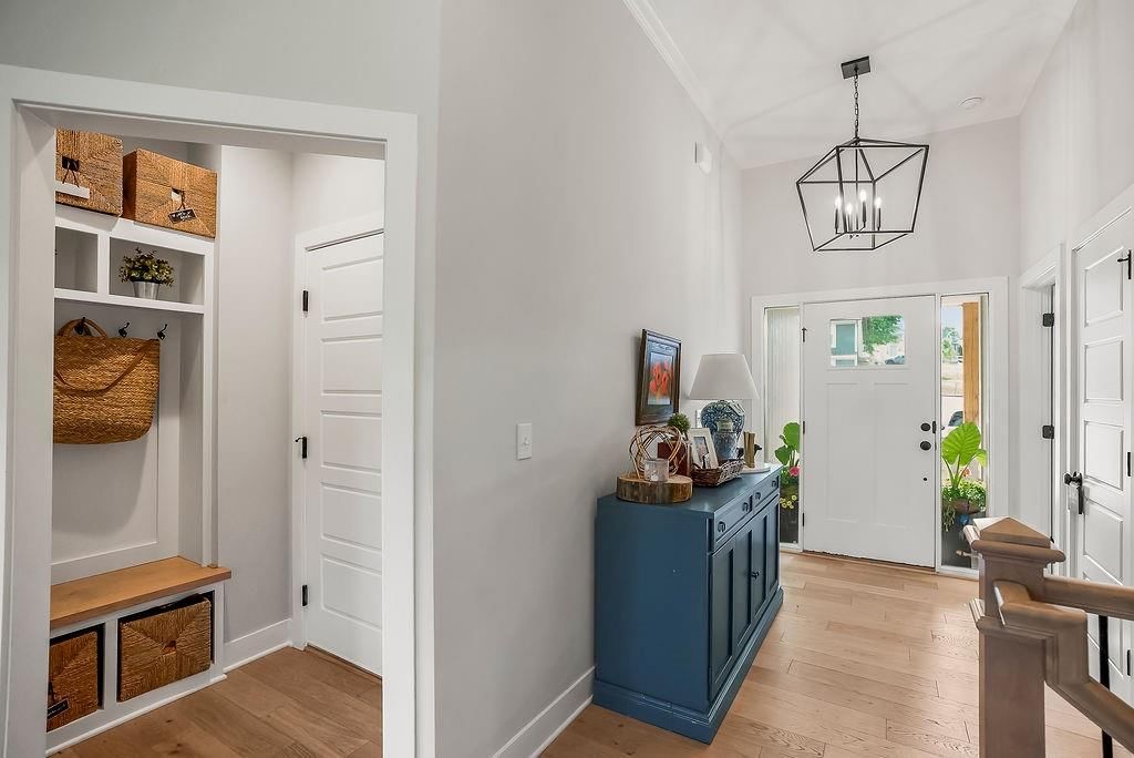 8461 Primrose Street — photo 3