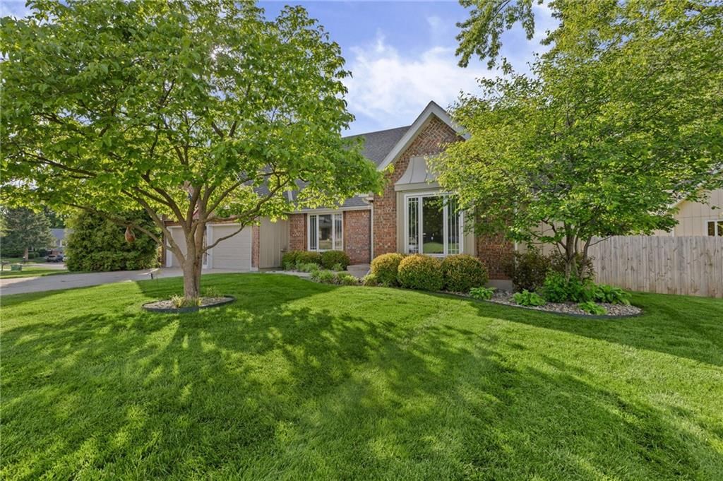 12010 W 74th Street, Shawnee, KS
