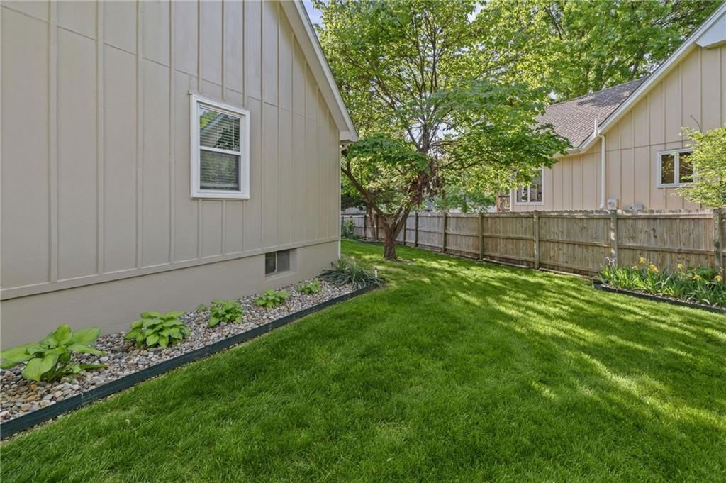 12010 W 74th Street — photo 29