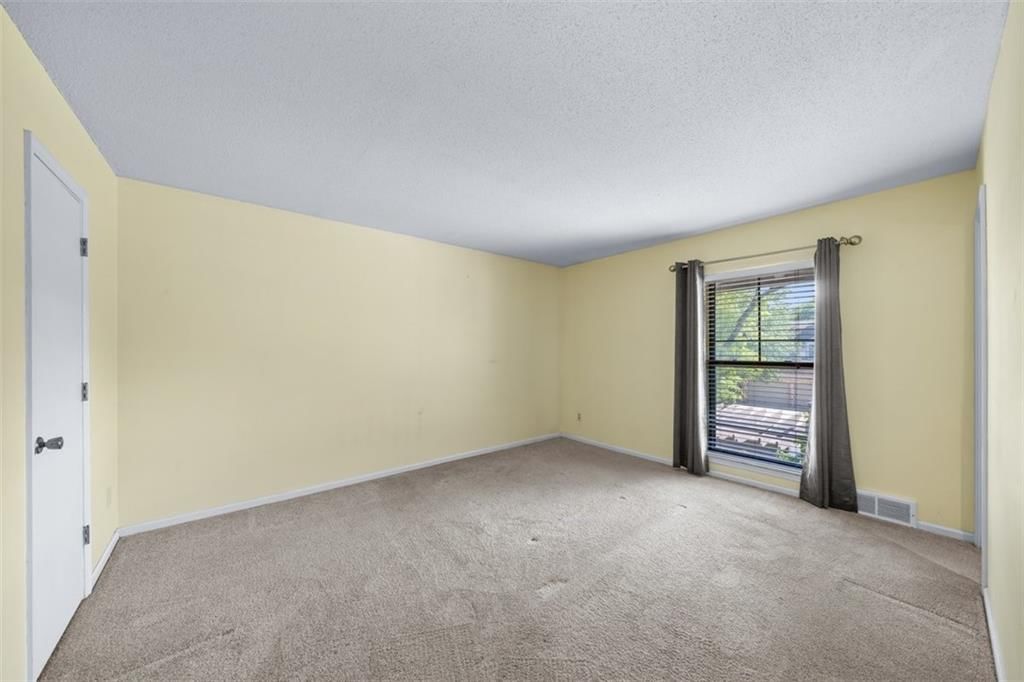 7704 W 102nd Street — photo 21