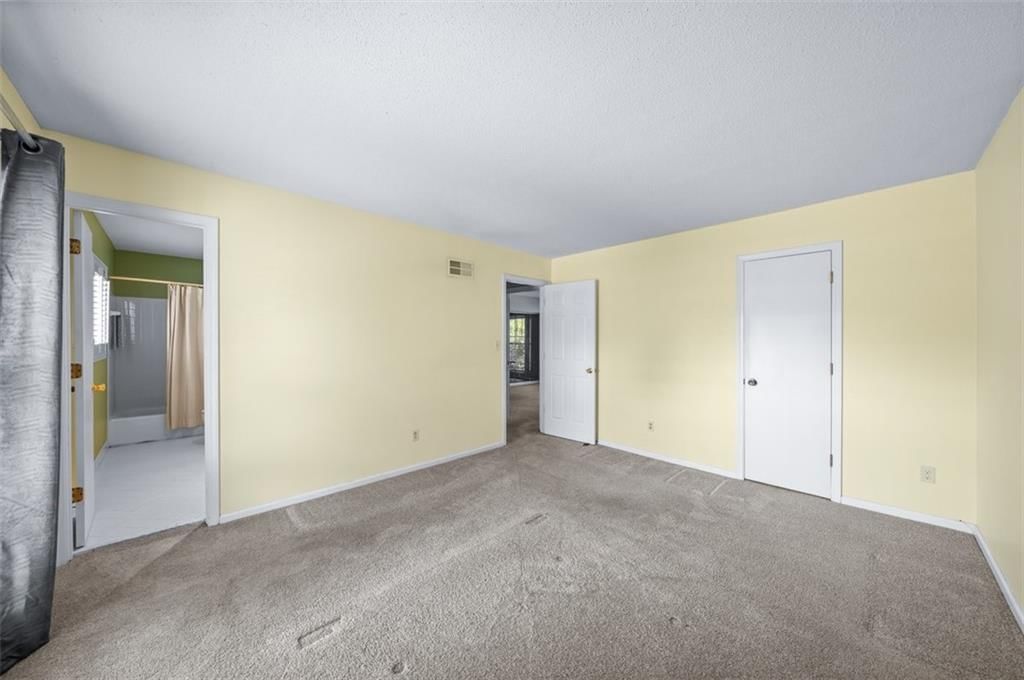 7704 W 102nd Street — photo 23