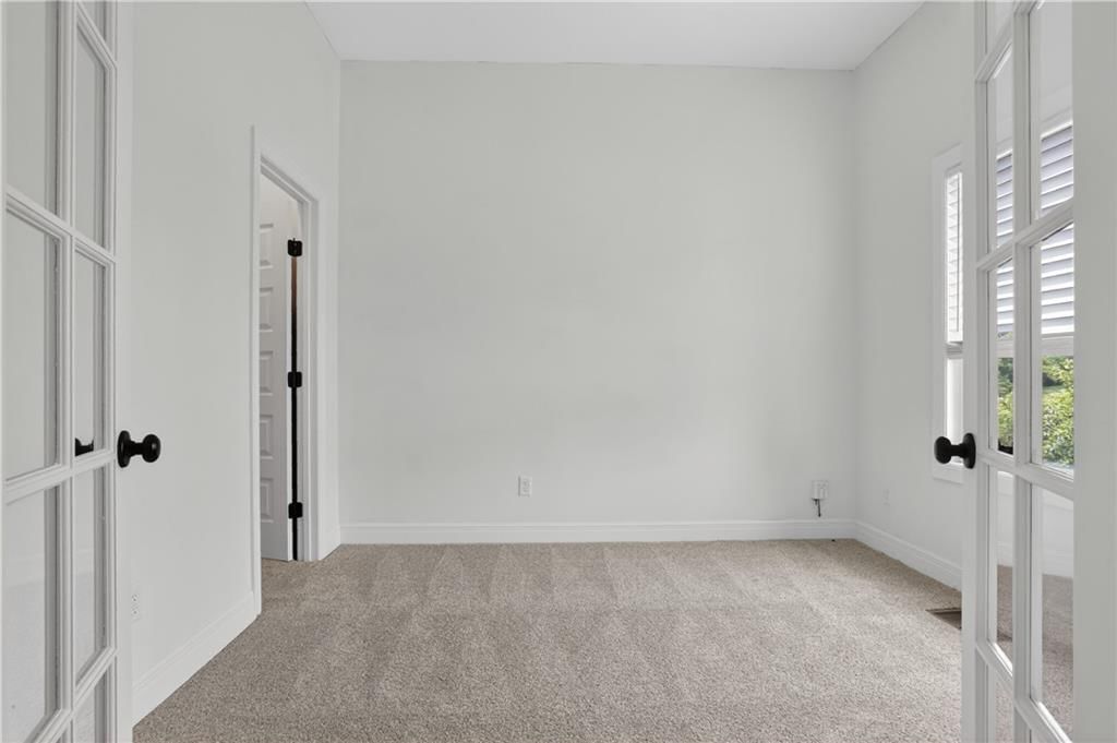7330 NW Forest Lakes Drive — photo 4