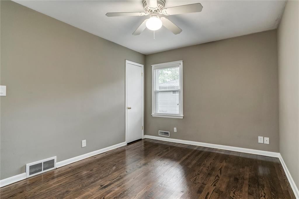 7832 Tomahawk Road — photo 19