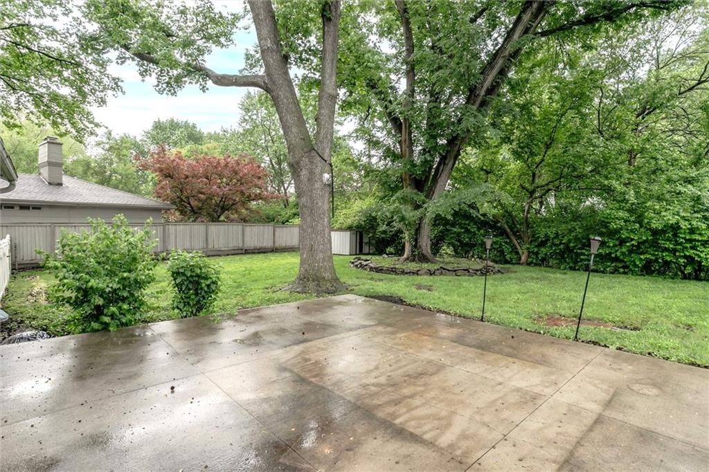 7832 Tomahawk Road — photo 30