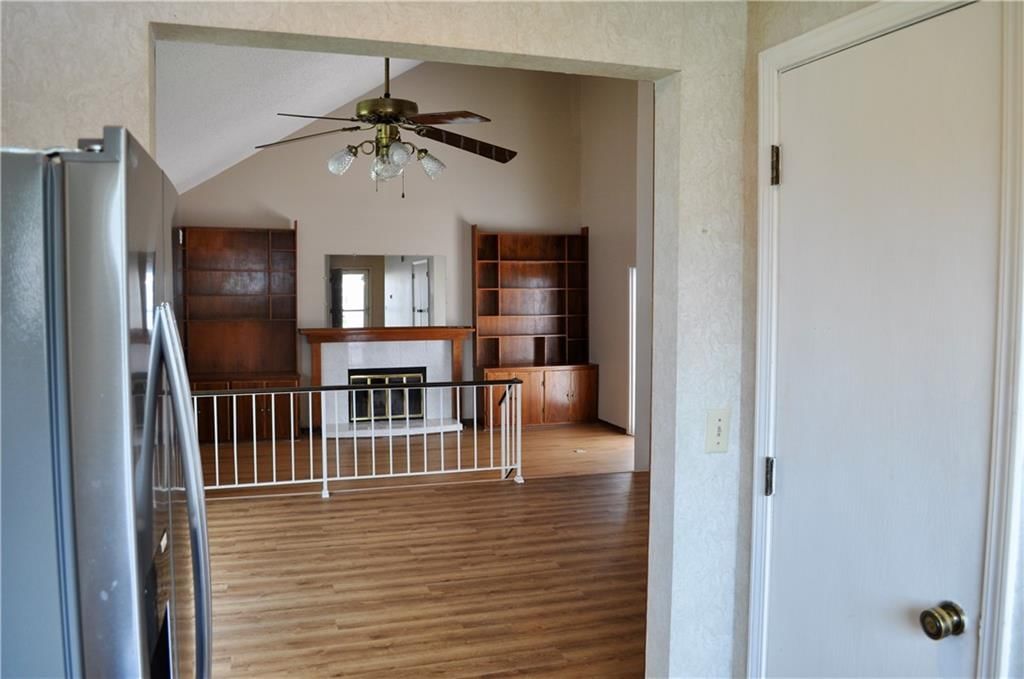 6638 Halsey Street — photo 34