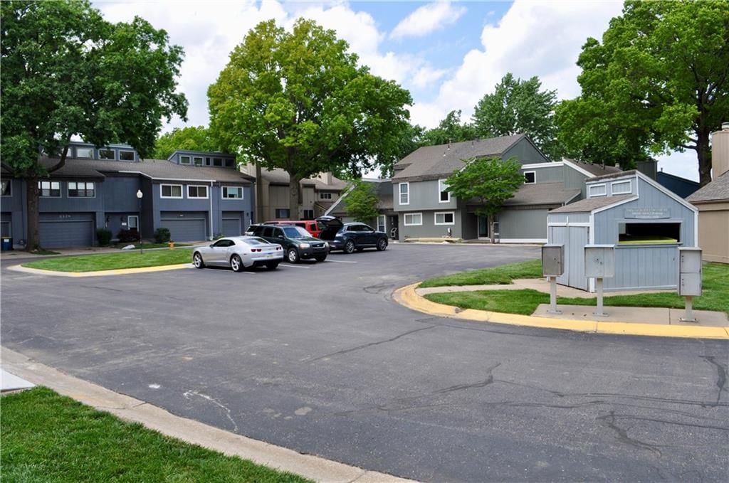 6638 Halsey Street — photo 37