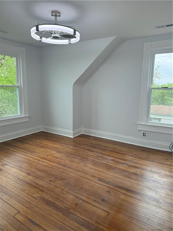 1401 W Chestnut Street — photo 8