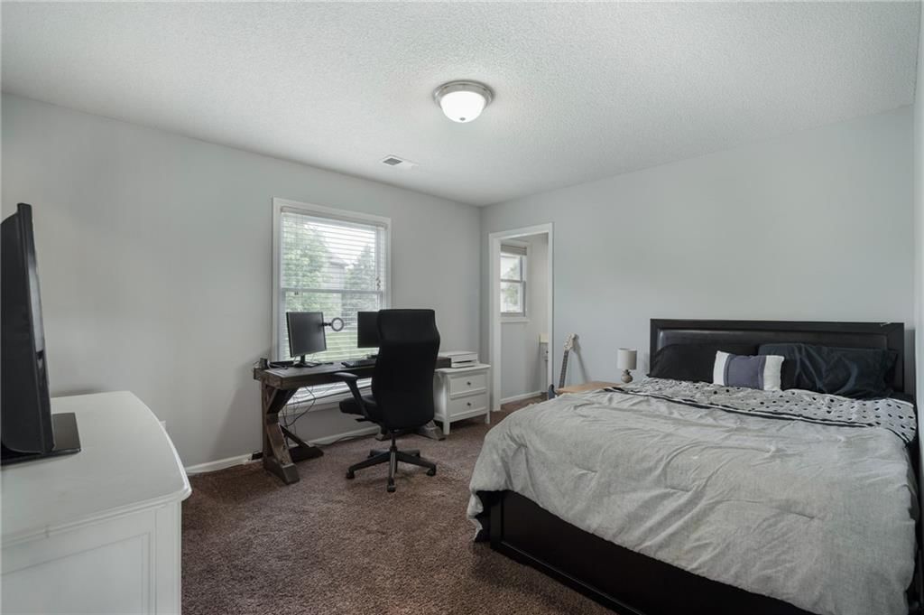 14004 Westgate Street — photo 52