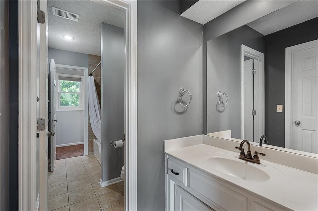 14004 Westgate Street — photo 57