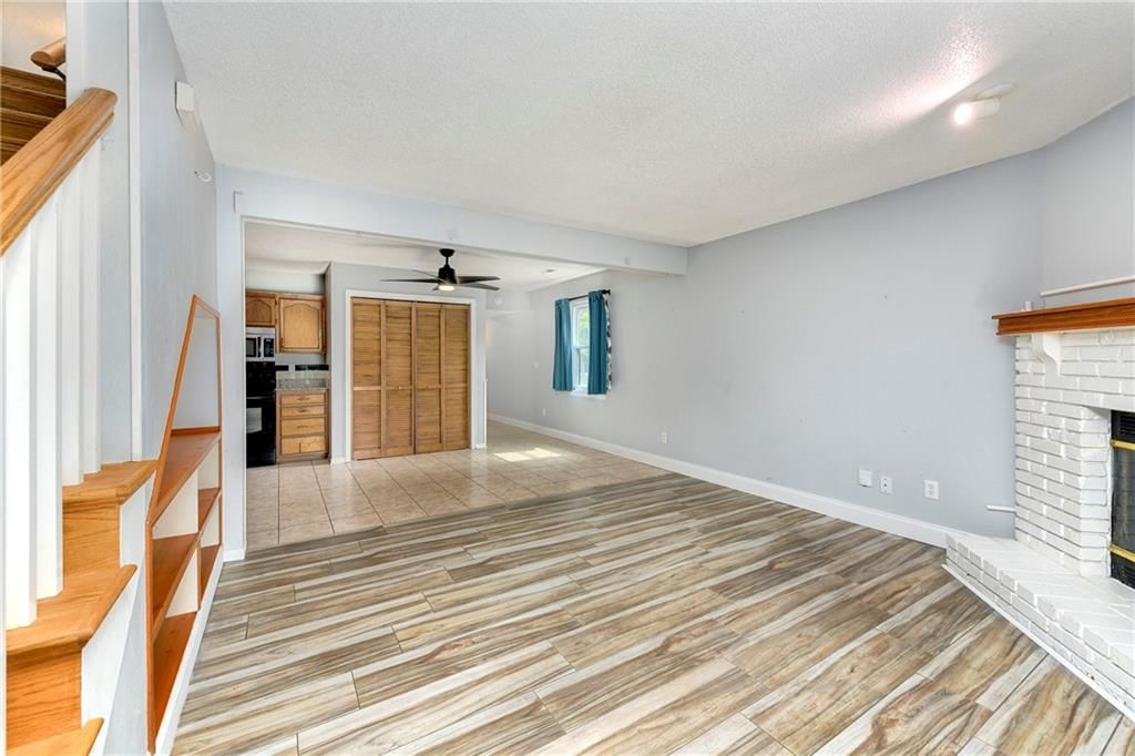230 SW Pinetree Lane — photo 13