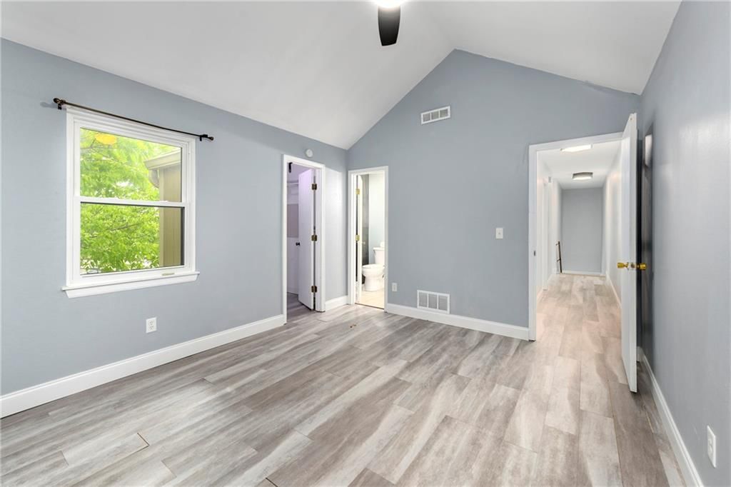 230 SW Pinetree Lane — photo 21