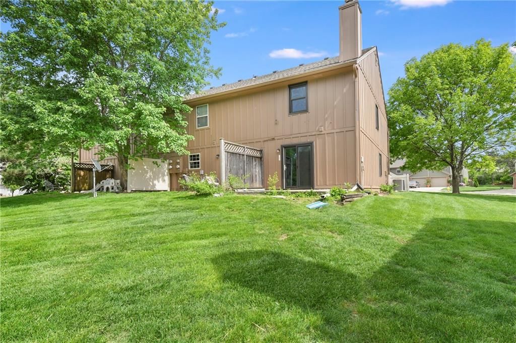 230 SW Pinetree Lane — photo 28