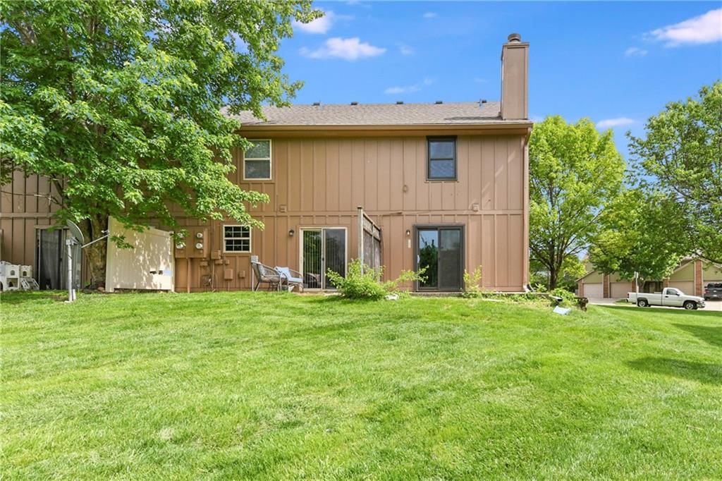 230 SW Pinetree Lane — photo 29