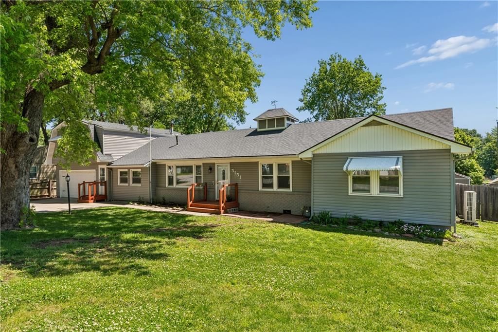 5151 Monrovia Street — photo 3