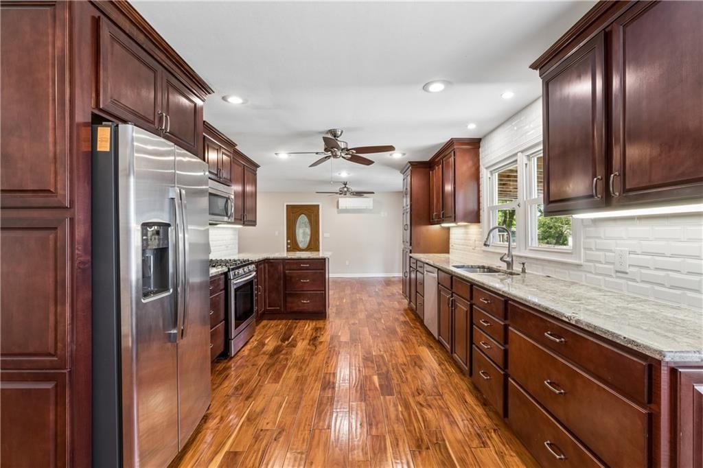 5151 Monrovia Street — photo 18