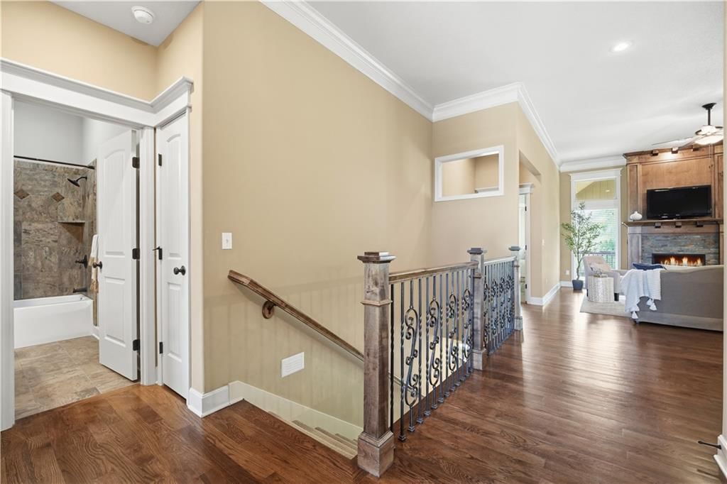 9108 N Seymour Avenue — photo 10