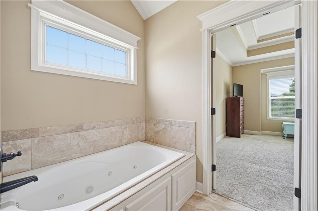 9108 N Seymour Avenue — photo 30