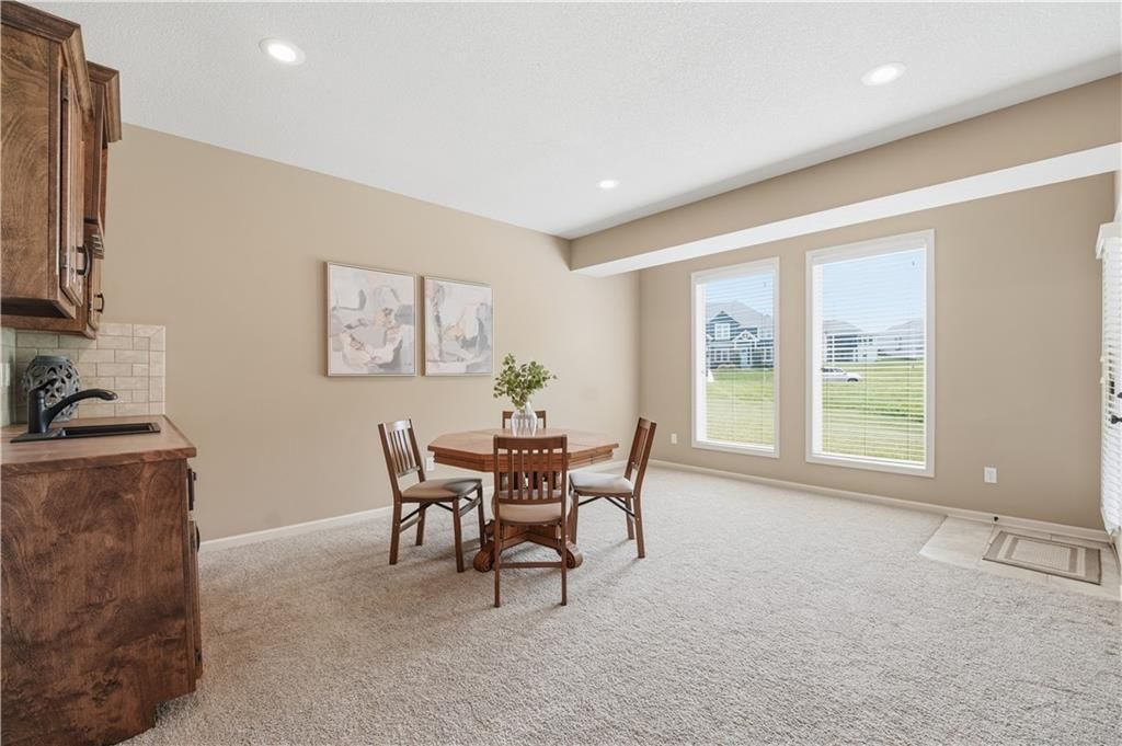 9108 N Seymour Avenue — photo 34
