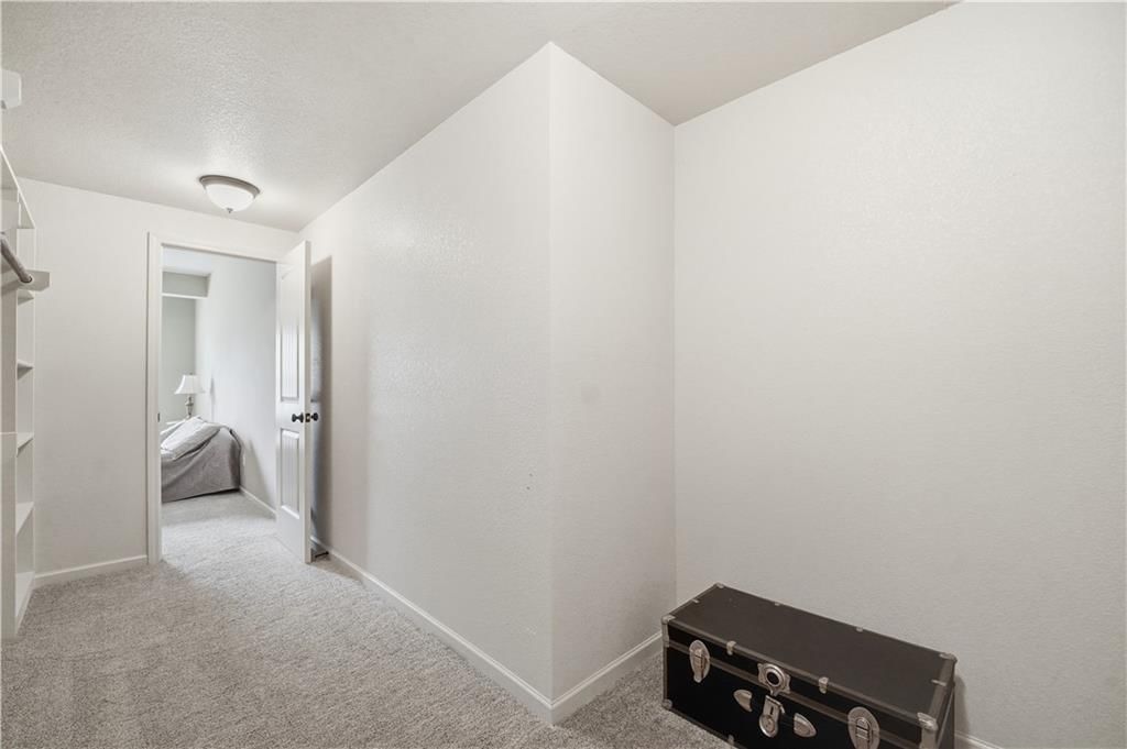 9108 N Seymour Avenue — photo 47