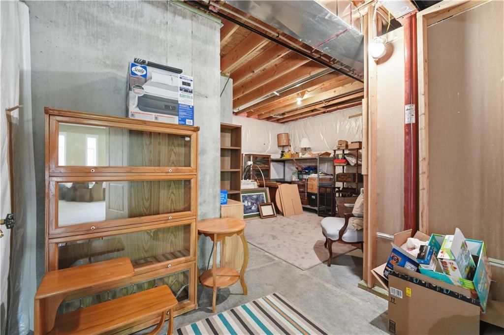 9108 N Seymour Avenue — photo 50