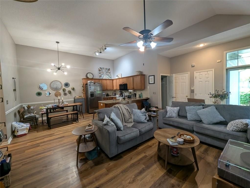 7317 SILVERHEEL Street — photo 5