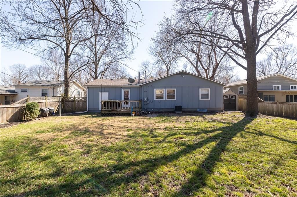 9212 W 99th Terrace — photo 30