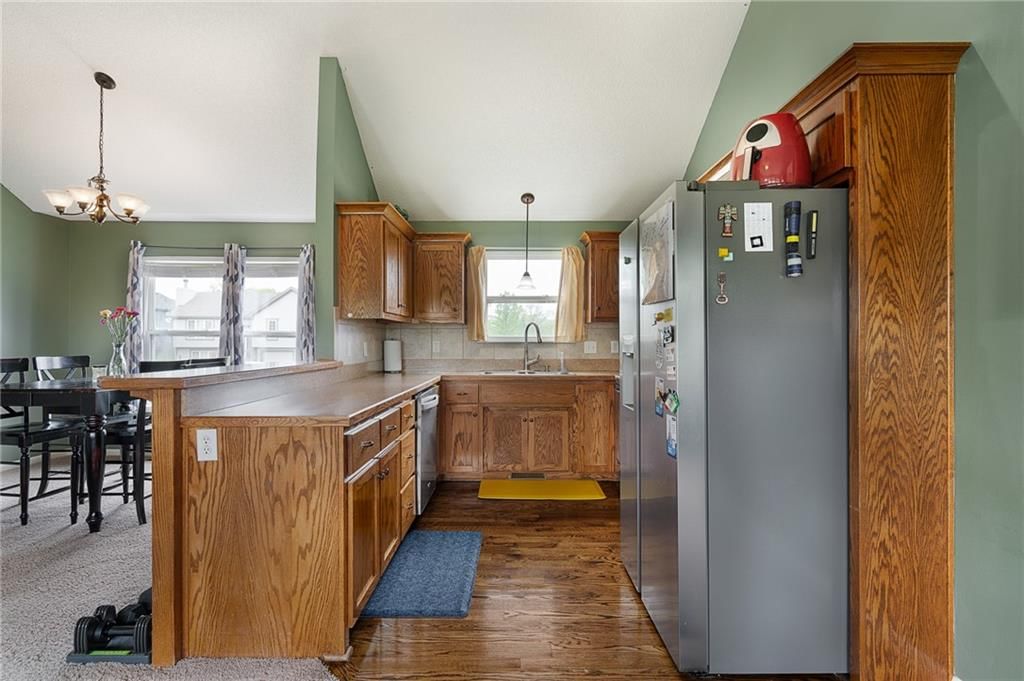 101 Bridgeport Drive — photo 12