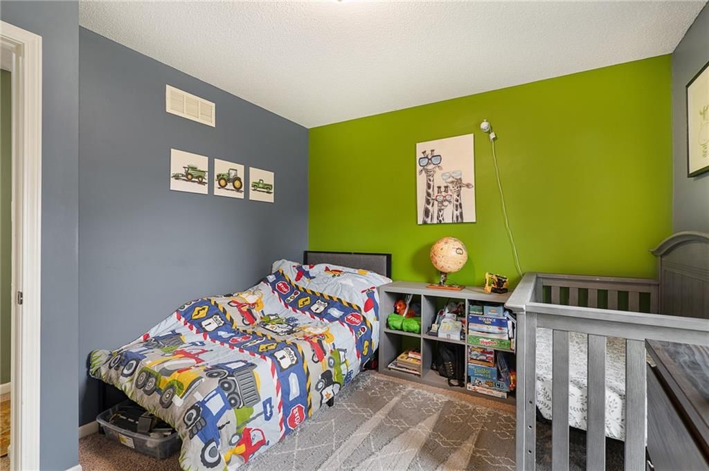 101 Bridgeport Drive — photo 21
