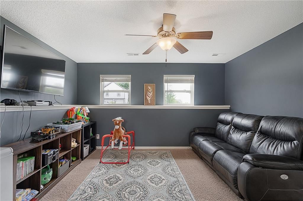 101 Bridgeport Drive — photo 25