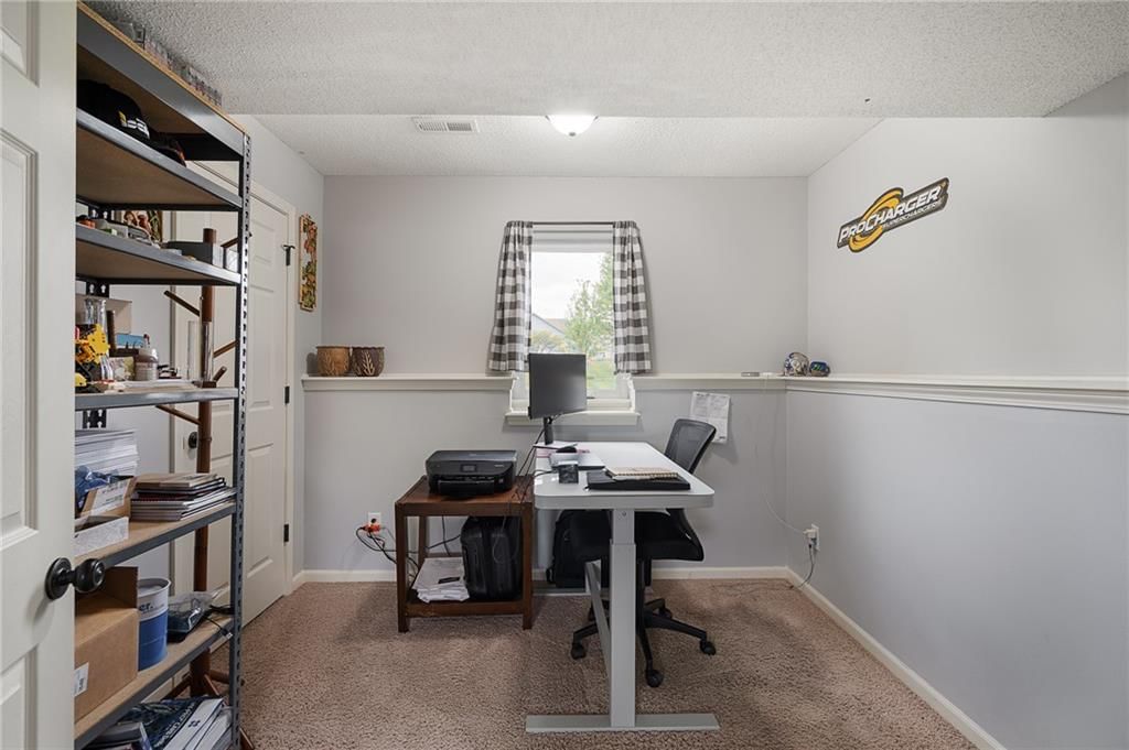 101 Bridgeport Drive — photo 27