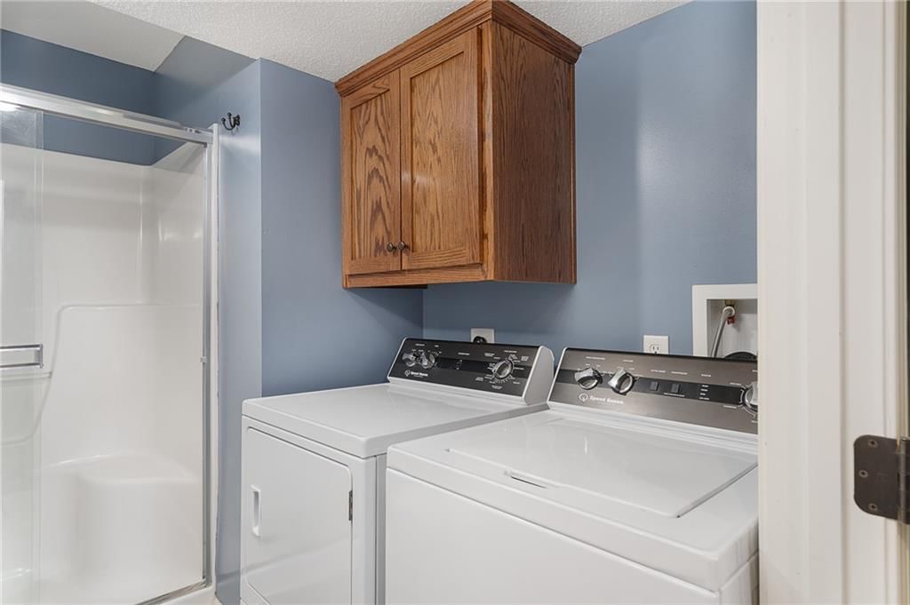 101 Bridgeport Drive — photo 29