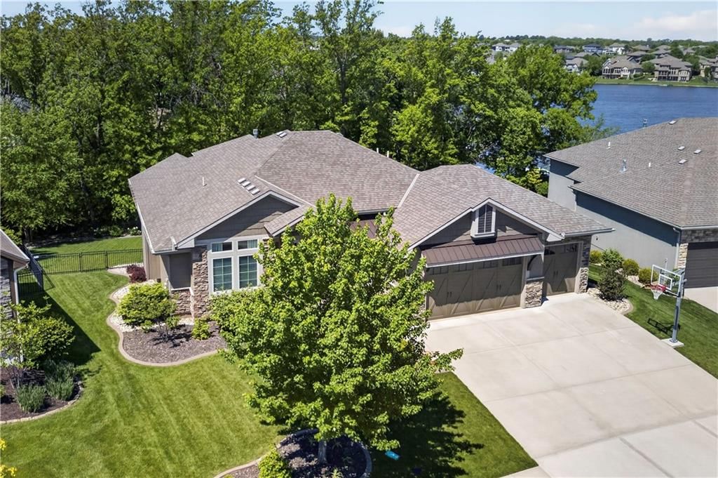 1406 Kenton Lane — photo 3