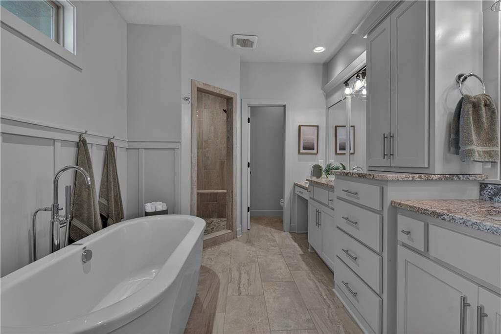 1406 Kenton Lane — photo 32