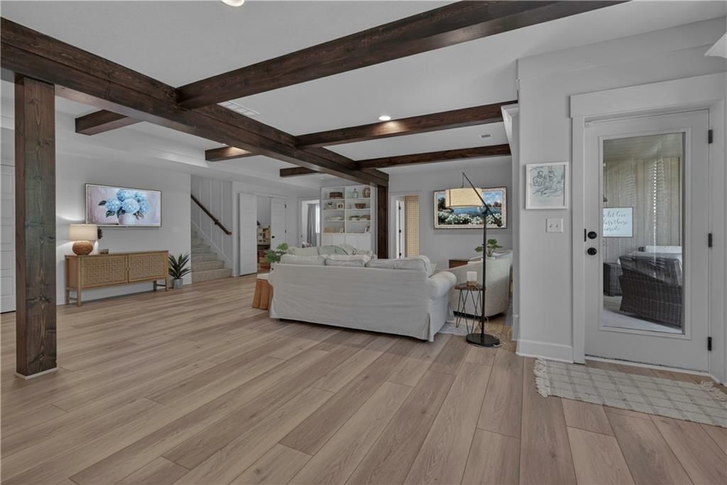 1406 Kenton Lane — photo 45