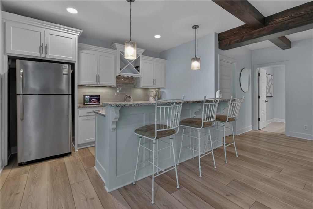 1406 Kenton Lane — photo 48