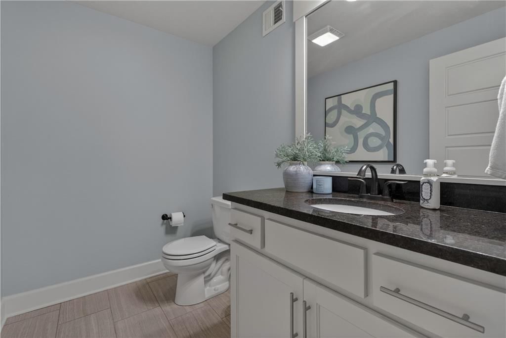 1406 Kenton Lane — photo 57