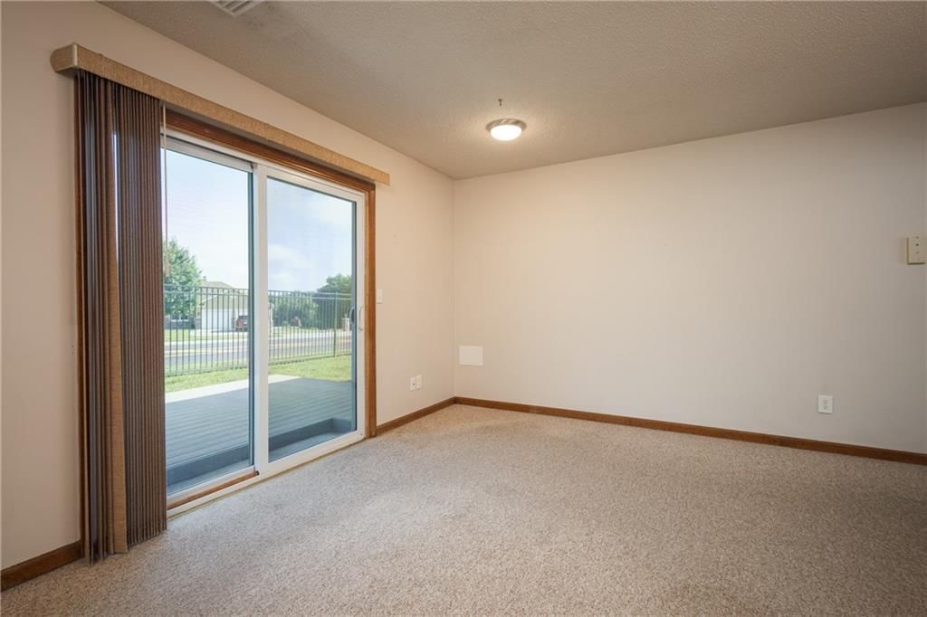 901 Fox Ridge Drive — photo 18