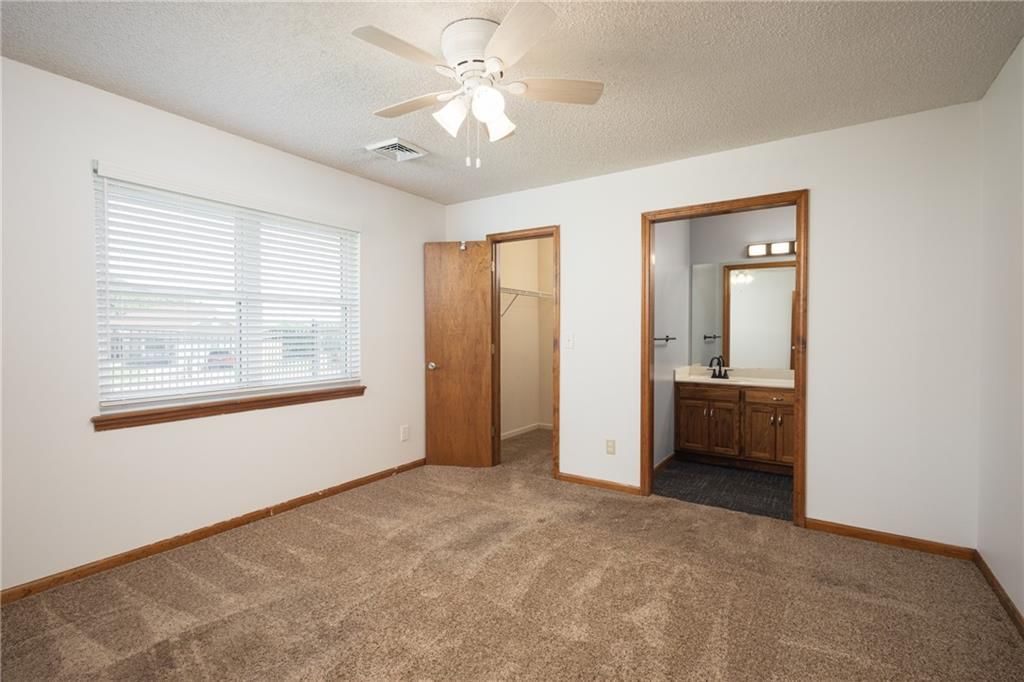 901 Fox Ridge Drive — photo 25