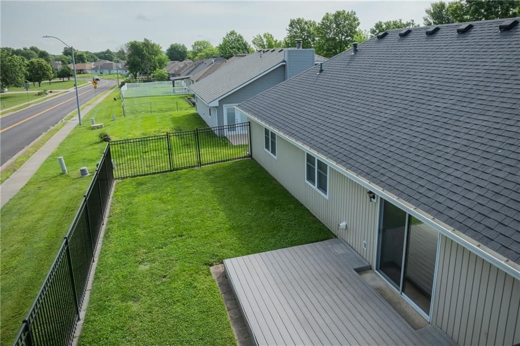 901 Fox Ridge Drive — photo 30