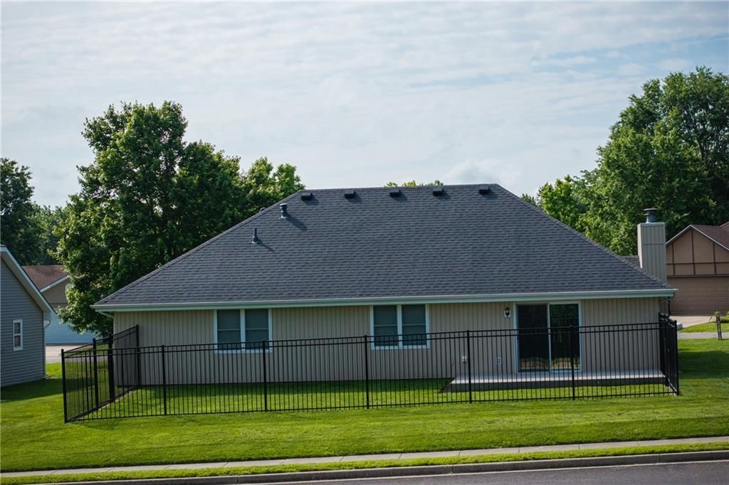 901 Fox Ridge Drive — photo 31