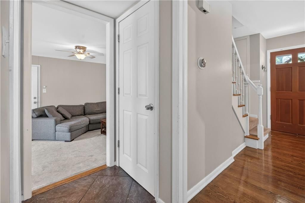 9802 Eby Street — photo 19