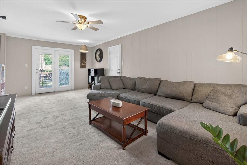 9802 Eby Street — photo 22