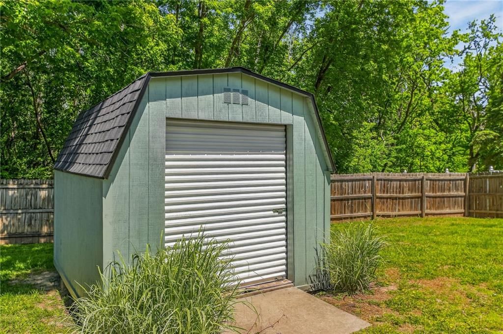 4302 Rainbow Court — photo 46