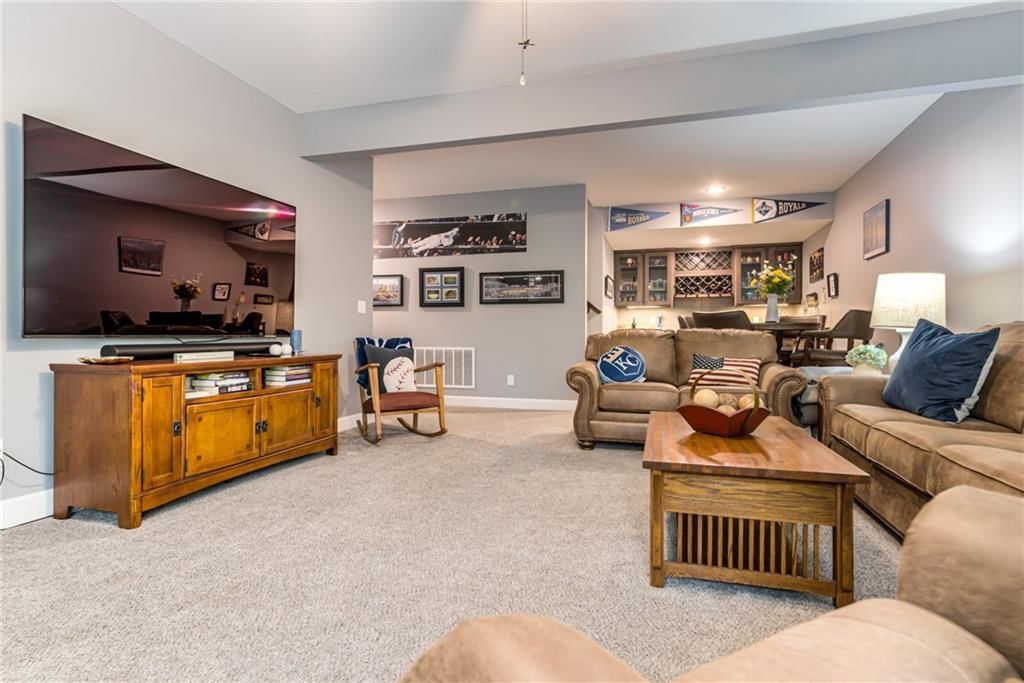 20922 W 190th Terrace — photo 31