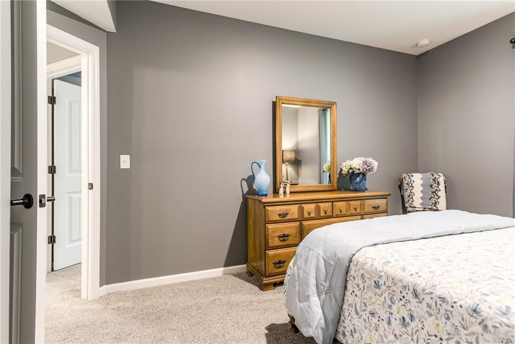 20922 W 190th Terrace — photo 33