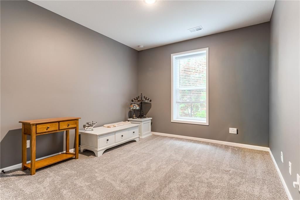 20922 W 190th Terrace — photo 35