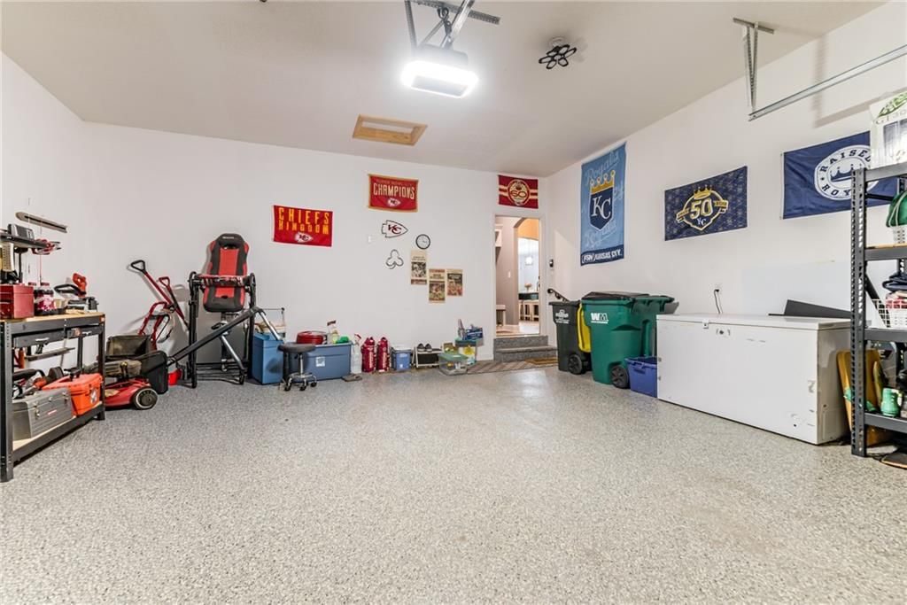 20922 W 190th Terrace — photo 40